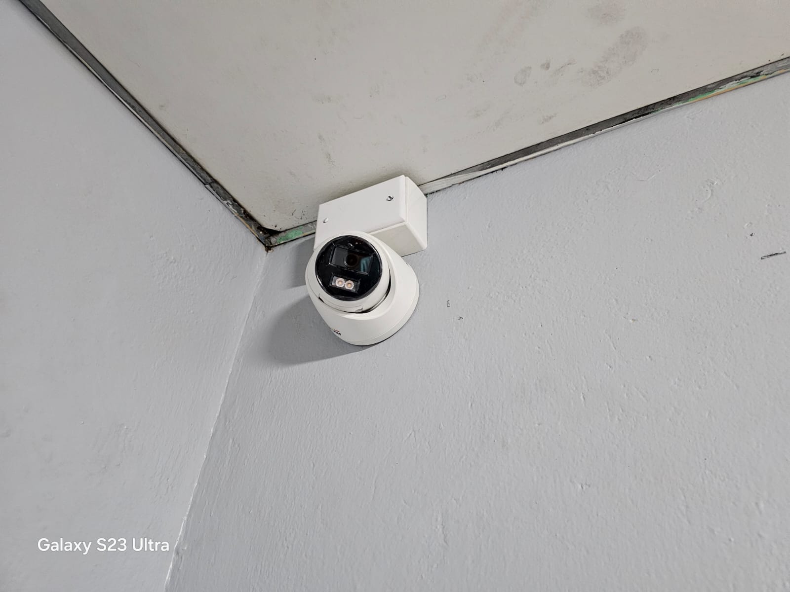 Cámara Hikvision instalada por RPC Soluciones
