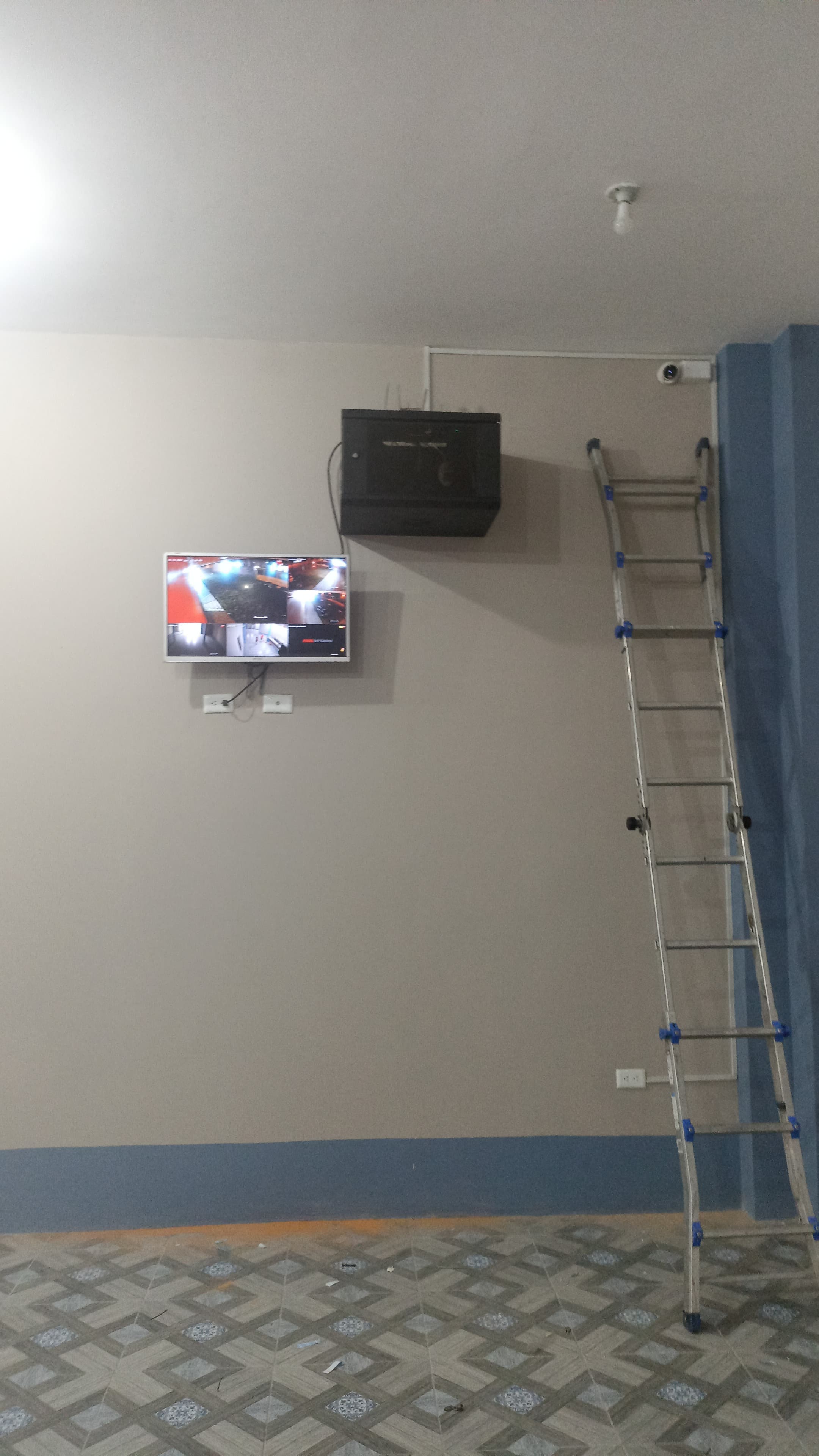Sala de monitoreo y NVR configurados por RPC Soluciones
