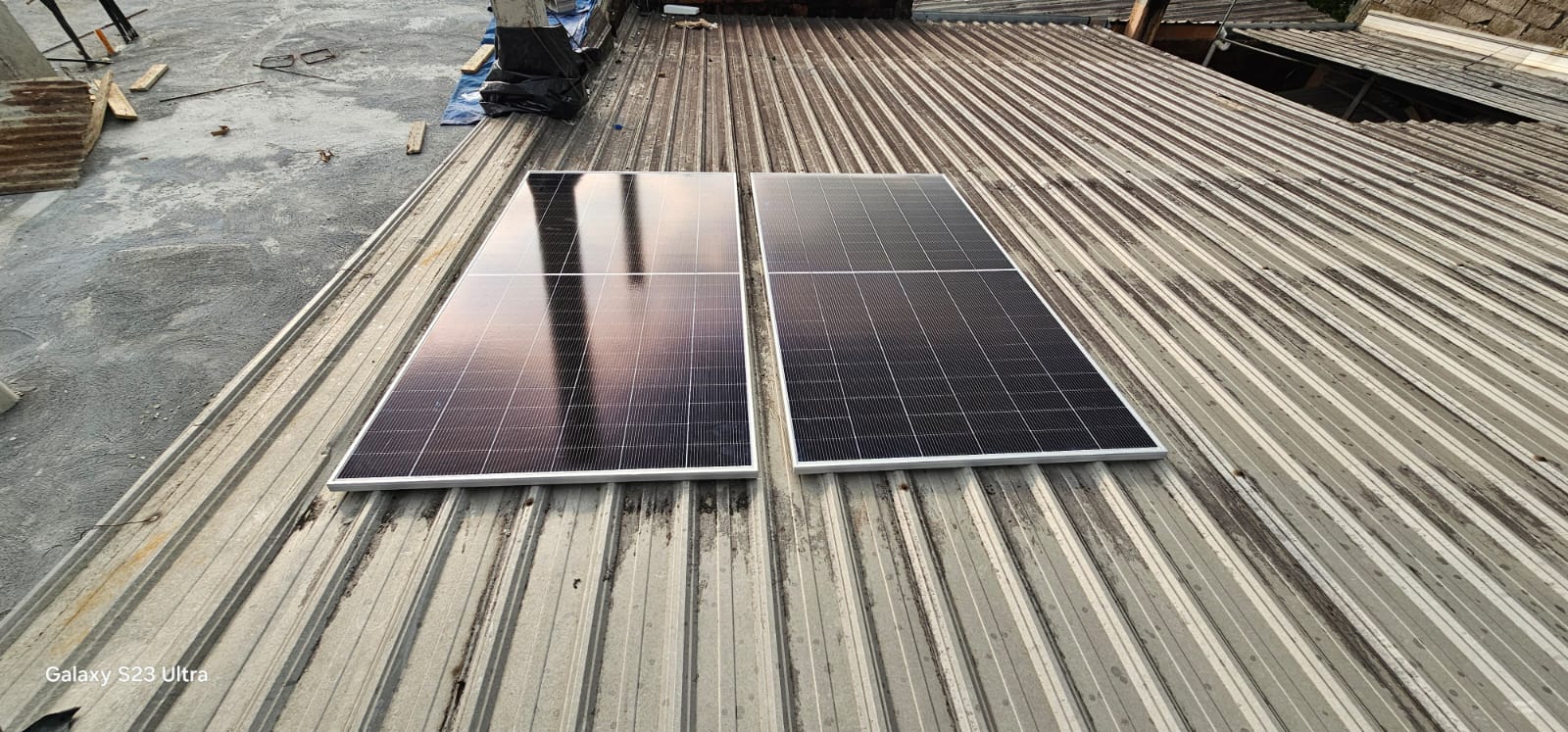 Panel solar instalado por RPC Soluciones